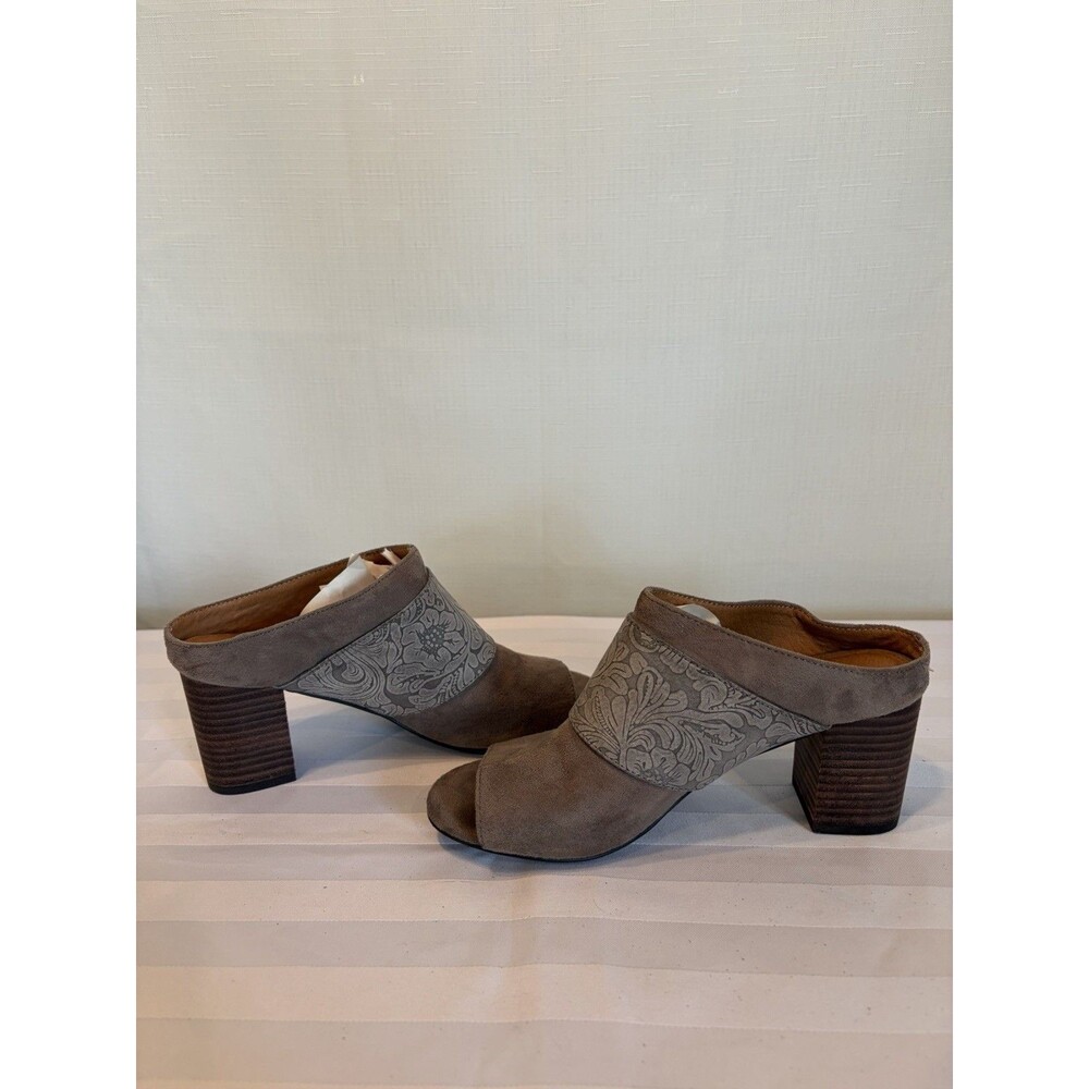 Frye Women’s Gray Leather Floral Open Toe Mule Buckle Heels Size 6